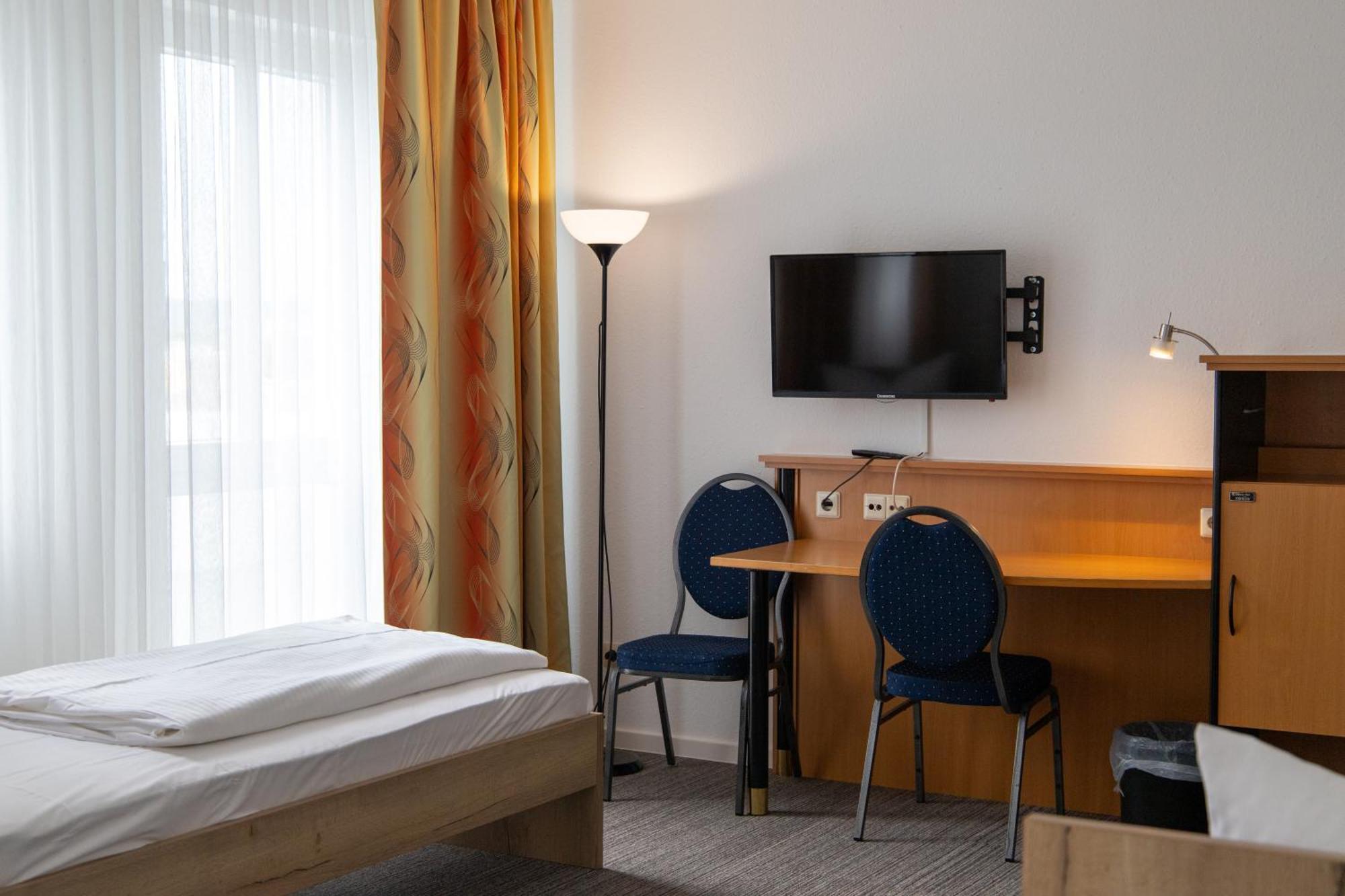 Hotel Am Suedtor Backnang Dış mekan fotoğraf