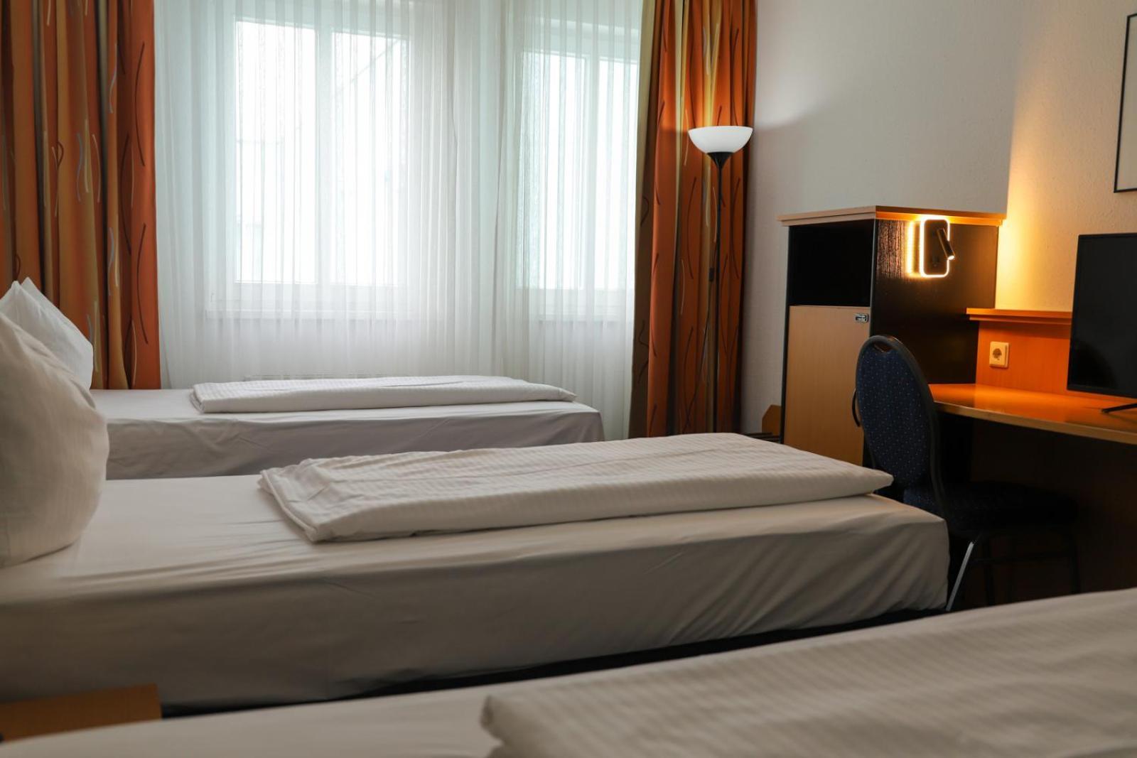Hotel Am Suedtor Backnang Dış mekan fotoğraf